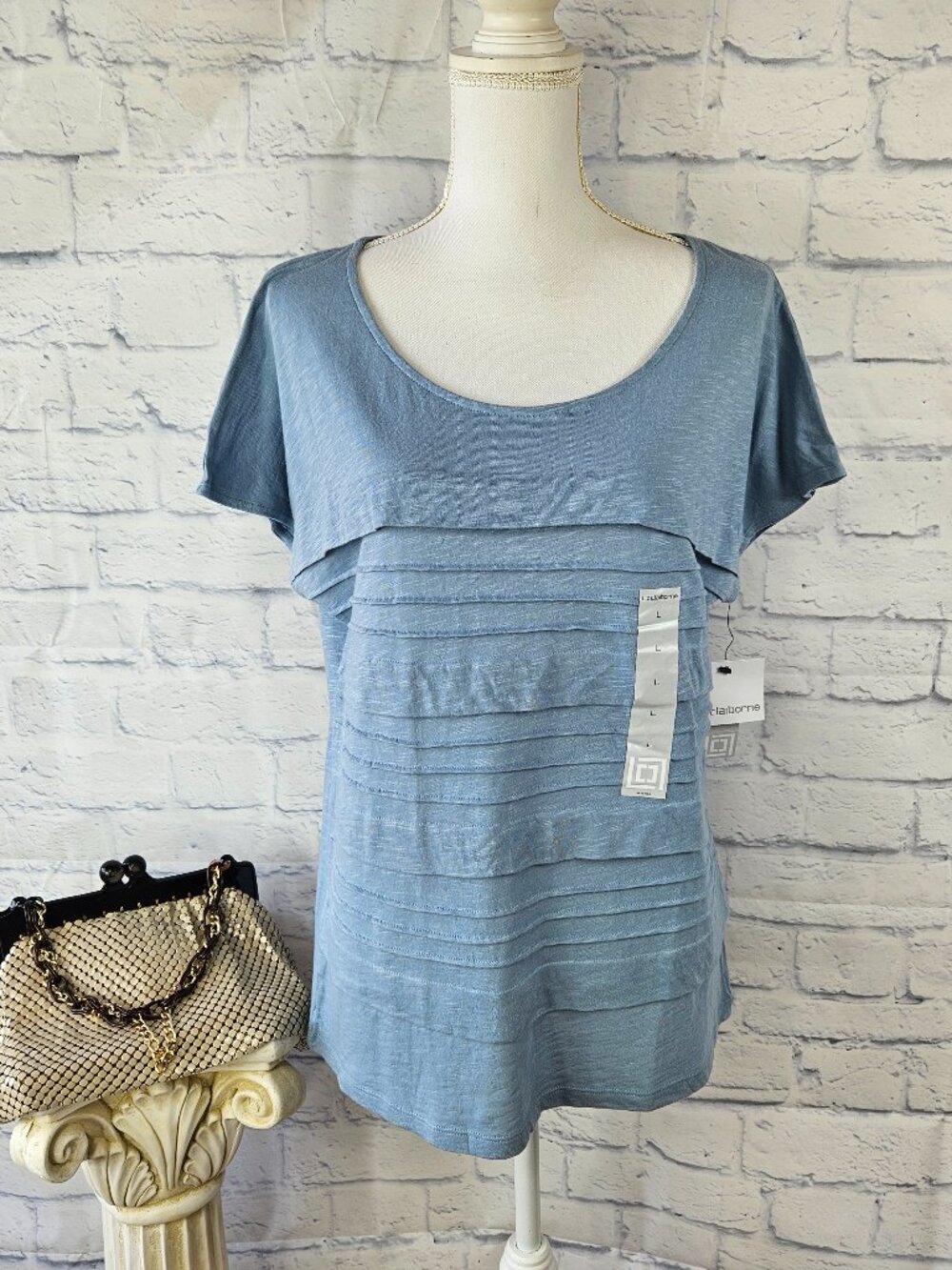NWT Liz Claiborne Size L Light Indigo Blue Cap Sleeve Tiered Pullover Top Blouse